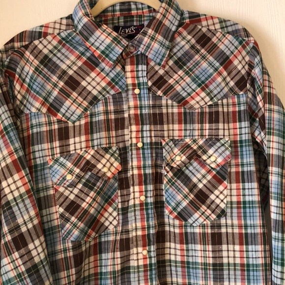 Levi's Other - Men’s VTG Levi’s plaid pearl snap button down shirt